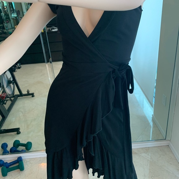 BEBE sexy capped sleeve wrap dress - Picture 9 of 14